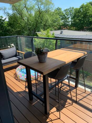 Super blij met de vlonderplanken. Super handig en makkelijk systeem en de hele zomer kunnen genieten van ons fijne balkon met mooie uitstraling!