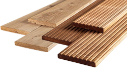 Hardhouten vlonderplanken