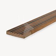 Hardhouten vlonderplank | antislip laag