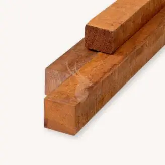 Hardhouten paal | azobe | ruw | 7x7 cm