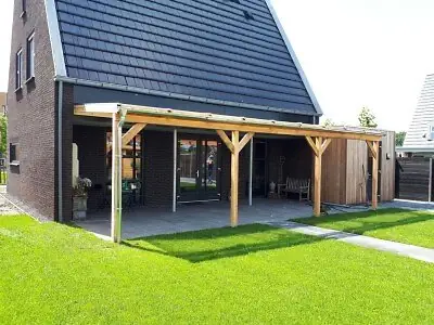 zwevende-overkapping-veranda-aan-huis