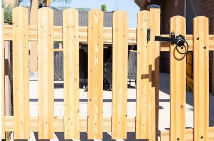 Zelf&#x20;je&#x20;tuinhek&#x20;plaatsen