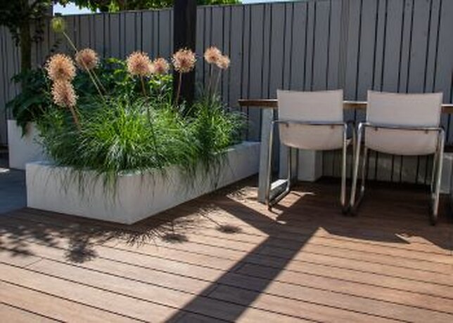 Vlonder&#x20;beitsen&#x20;of&#x20;in&#x20;de&#x20;olie&#x20;zetten&#x3F;