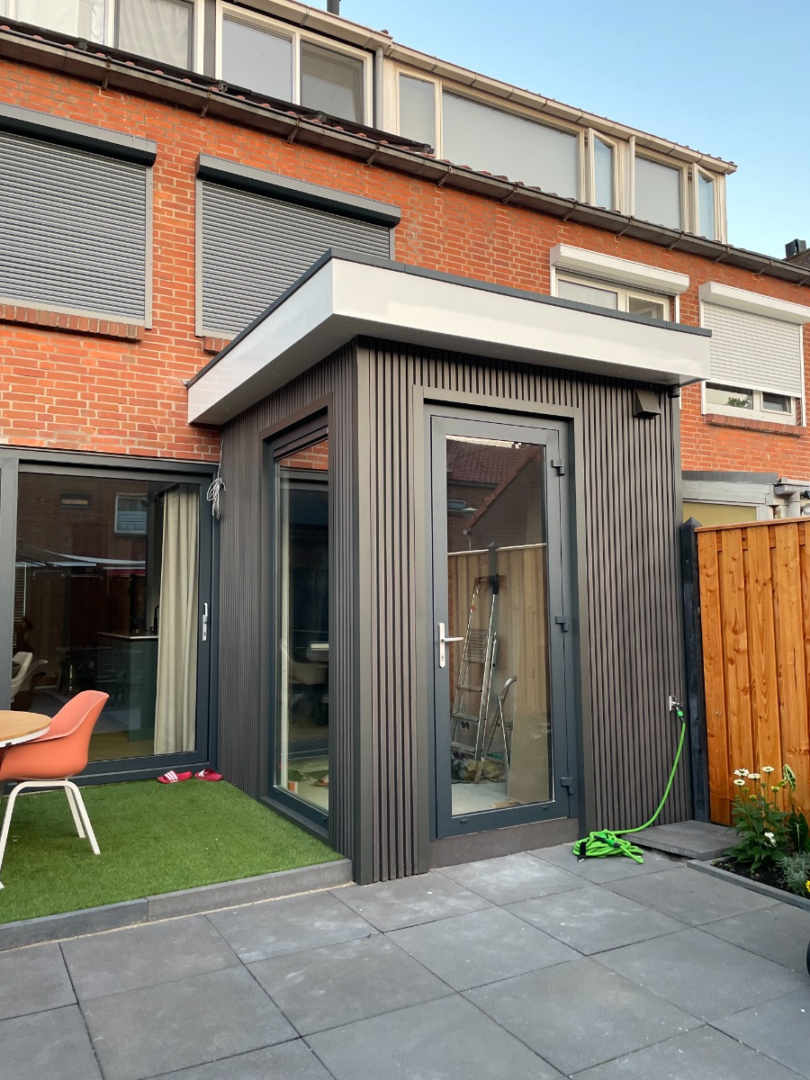 Composiet gevelbekleding van Fiberdeck WEO® 35
