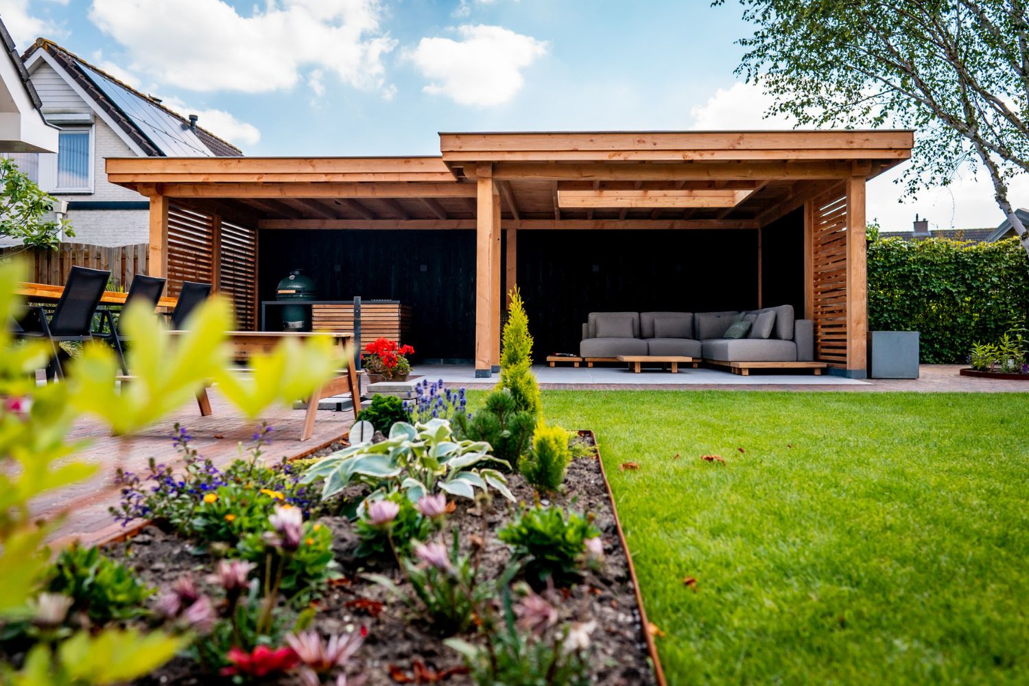 Luxe buitenverblijf met twee ruimtes van douglas hout