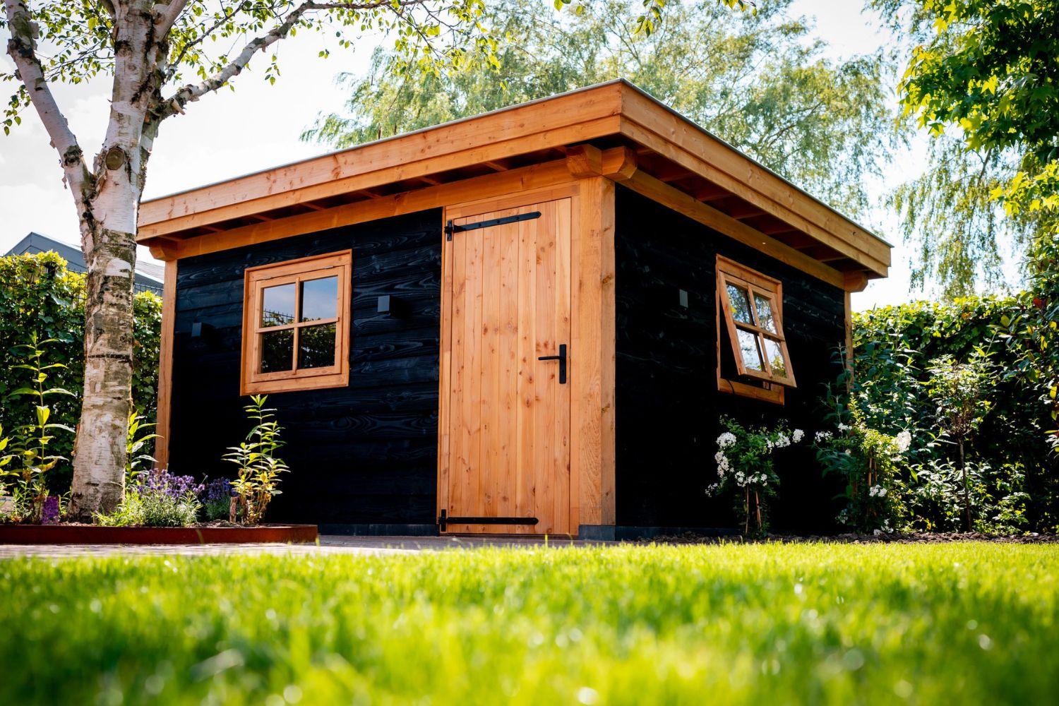 Schuur van douglas hout