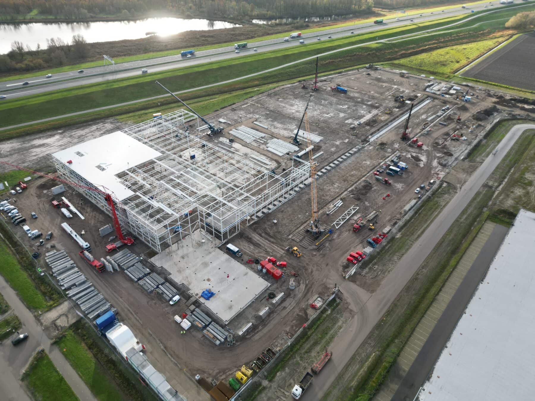 Vandentop Tuinhout vlonderplanken dakterras kantoor en warehouse Hunkemoller